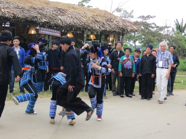 Hội Khô già già gồm nhiều hoạt động thú vị